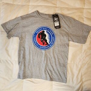 NWT Gray Hockey Hall of Fame Youth T-Shirt Size Large